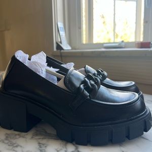 Torrid chunky loafers brand new size 8.5w